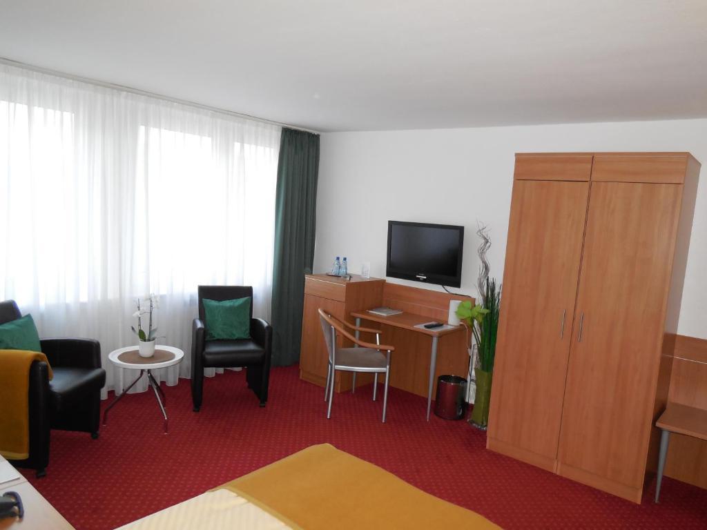 Hotel Sechzehn Leverkusen Bilik gambar