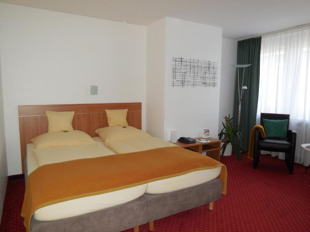 Hotel Sechzehn Leverkusen Bilik gambar
