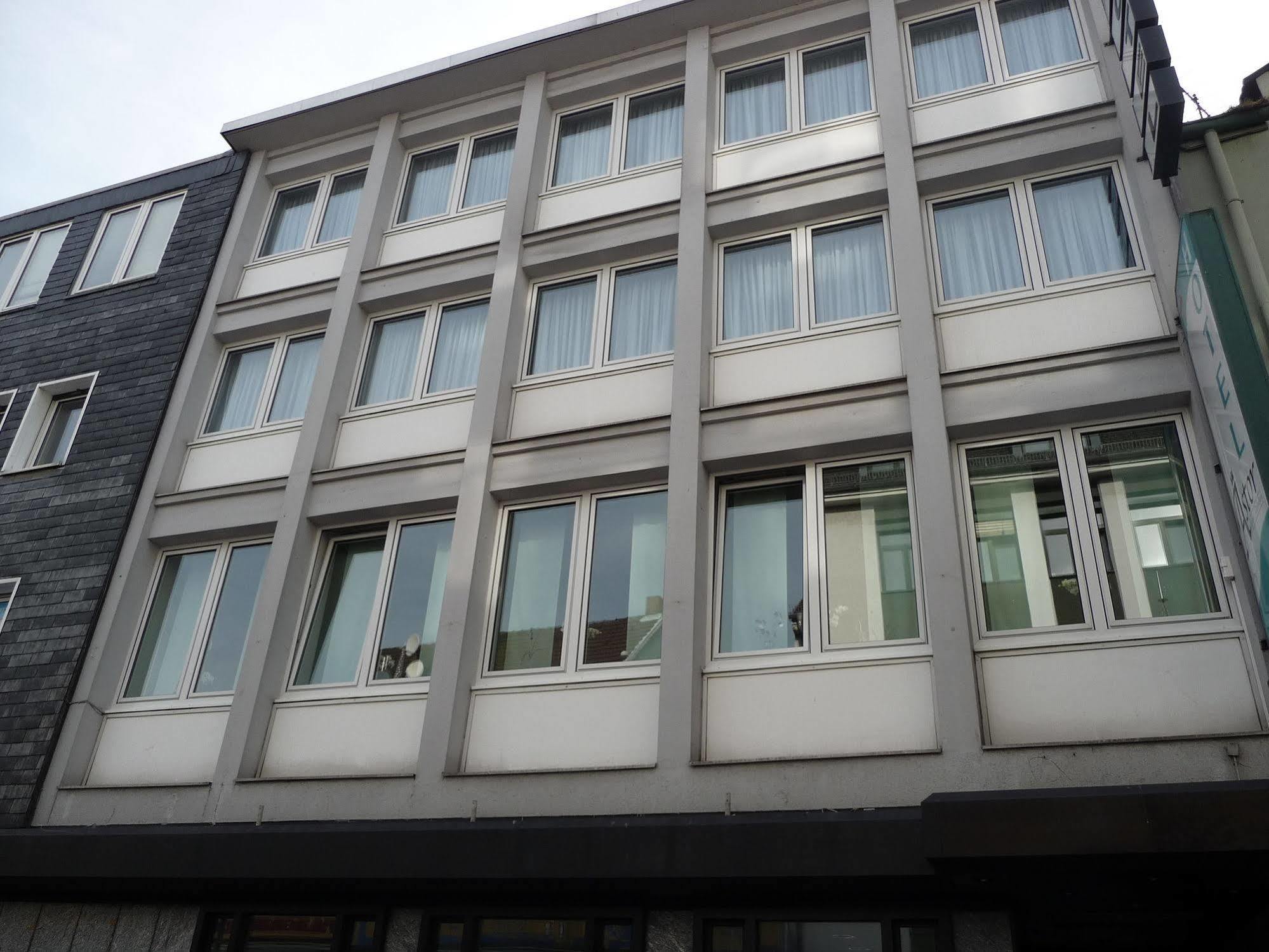 Hotel Sechzehn Leverkusen Luaran gambar
