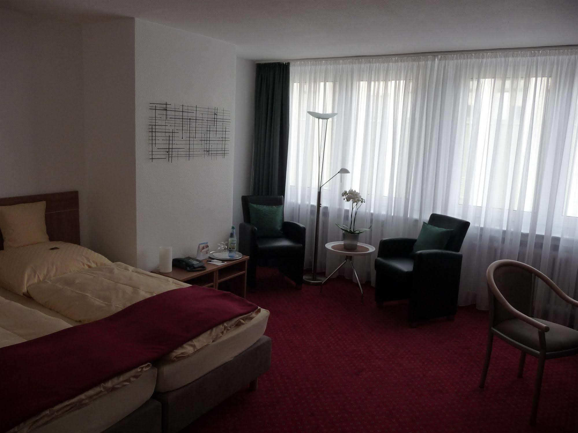 Hotel Sechzehn Leverkusen Luaran gambar
